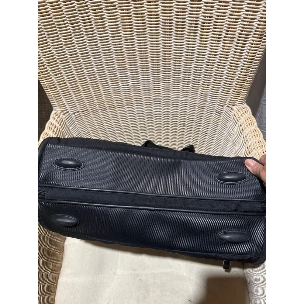 American Tourister Black Rolling Duffel Bag Travel Carry On Luggage Wheels